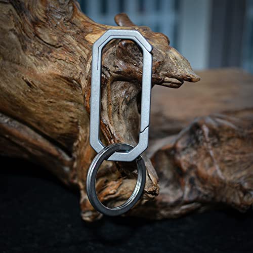 Large WANERSEN EDC Titanium Carabiner Keychain Outdoor Tool