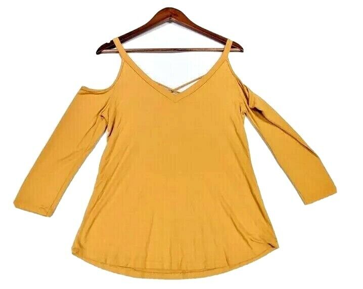 Gold embroidered cold shoulder 3/4 sleeve top