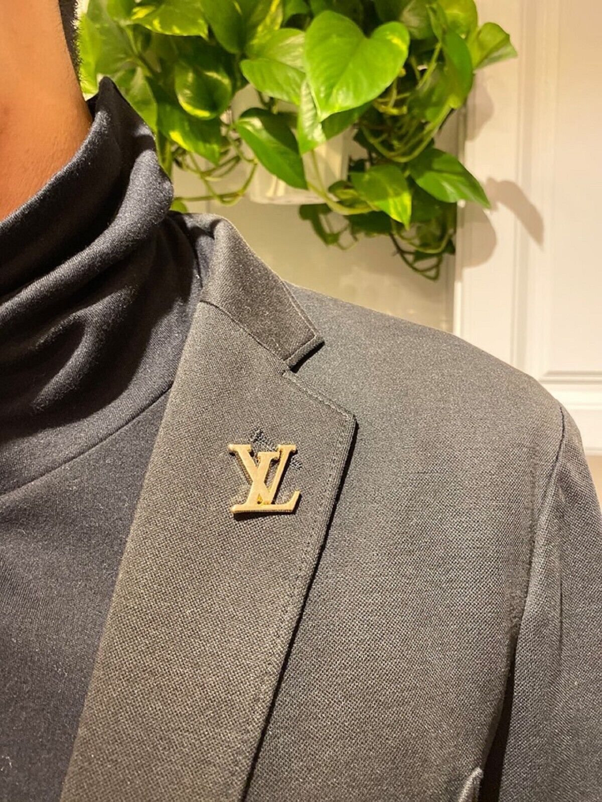 Vintage Sized Louis Vuitton LV Brooch, Lapel Pin - Gold