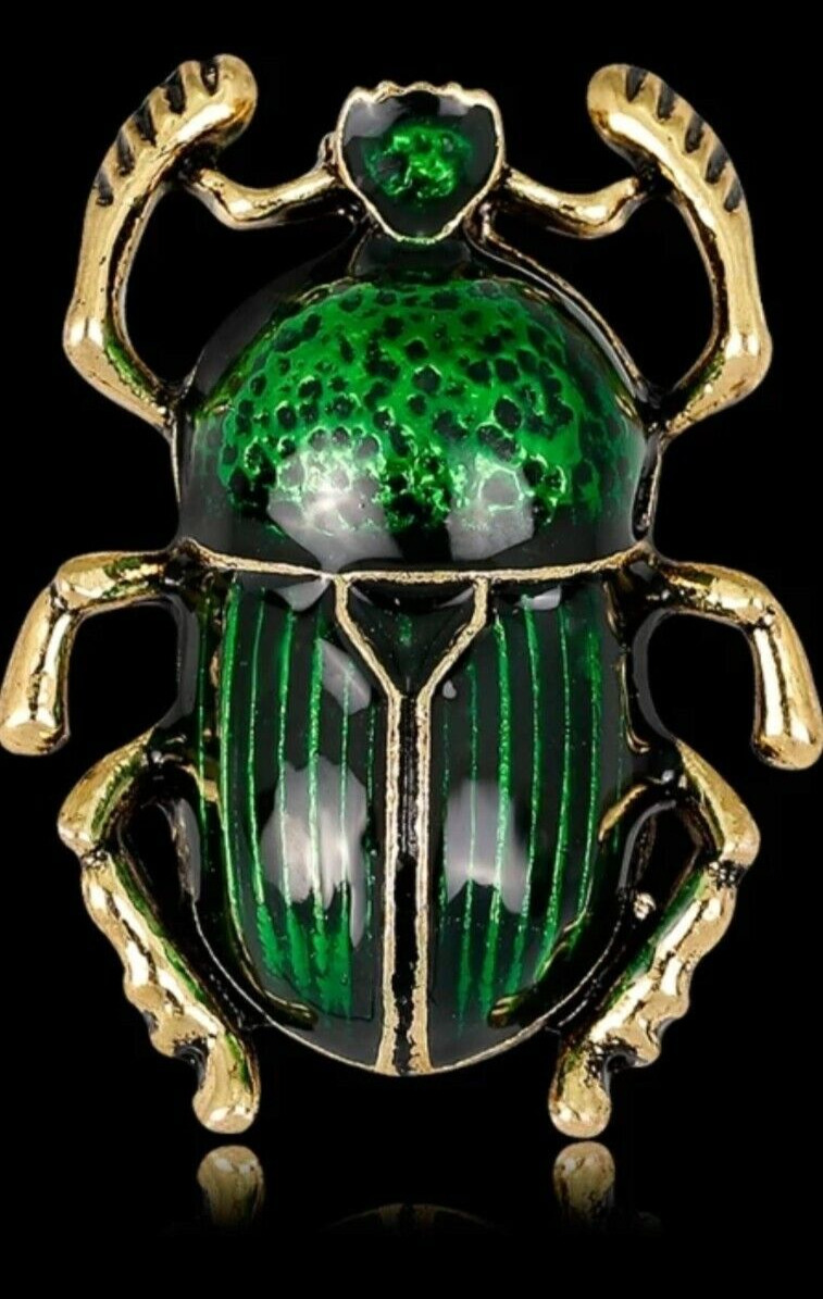 Scarab Beetle Green Enameled Small Vintage Gold Pin Brooch D-873