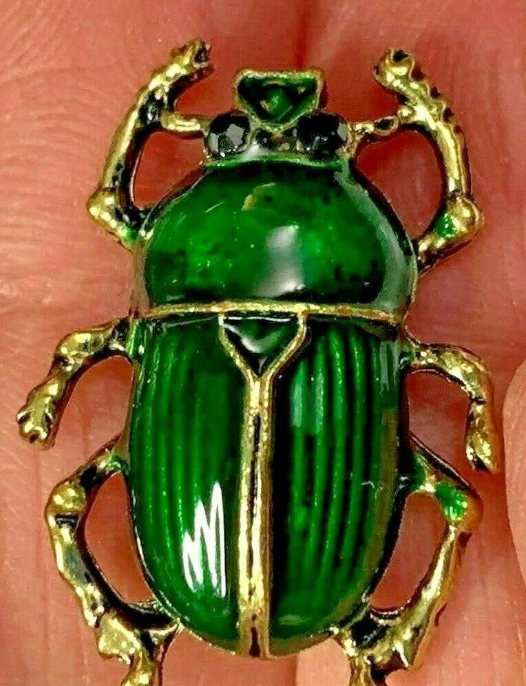 Scarab Beetle Green Enameled Small Vintage Gold Pin Brooch D-873