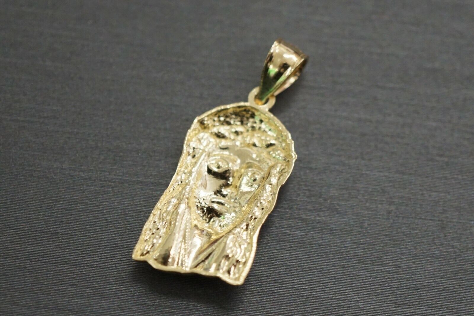 Real 10K Solid Yellow Gold Diamond Cut Jesus Face Charm Pendant. 2 Sizes 