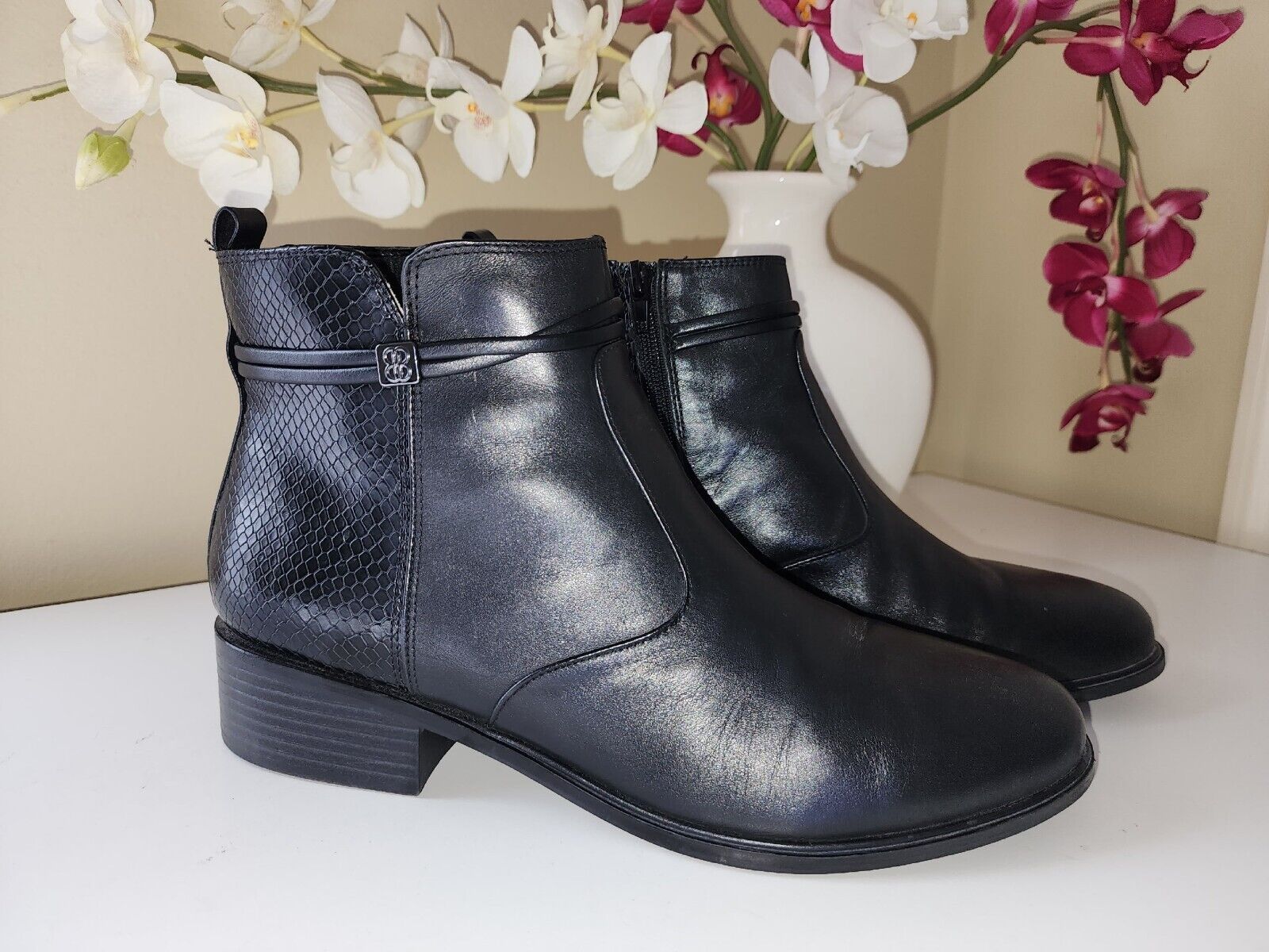 Black Leather Low Heel Ankle Bootie - Size 10M
