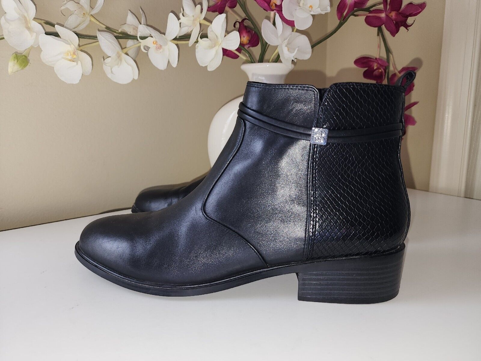 Black Leather Low Heel Ankle Bootie - Size 10M