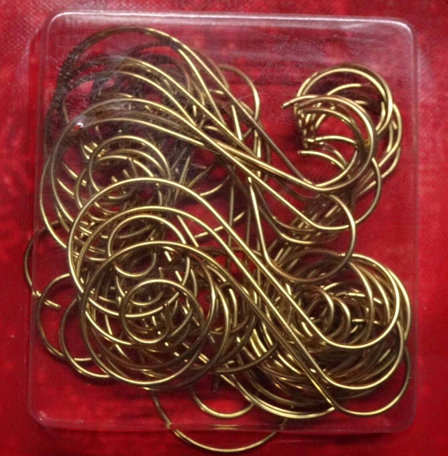 NEW  HOME ACCENTS = 30 PACK = GOLD DECORATIVE ORNAMENT HOOKS