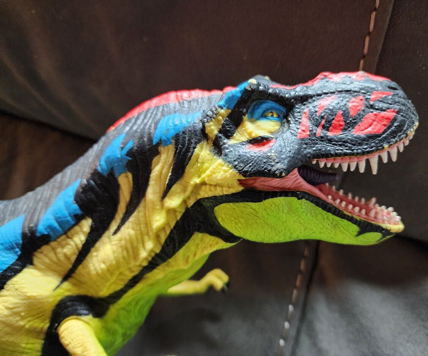 Jurassic Park Chaos Effect T-Rex Thrasher Figure