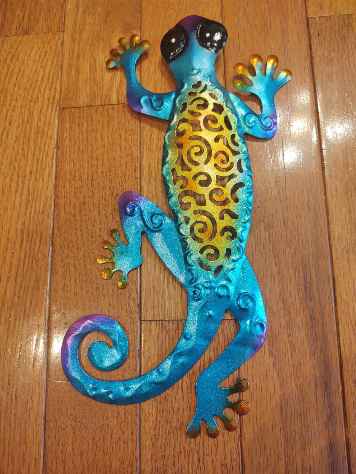 10" Metal Dinosaur Wall Art - Home Decor