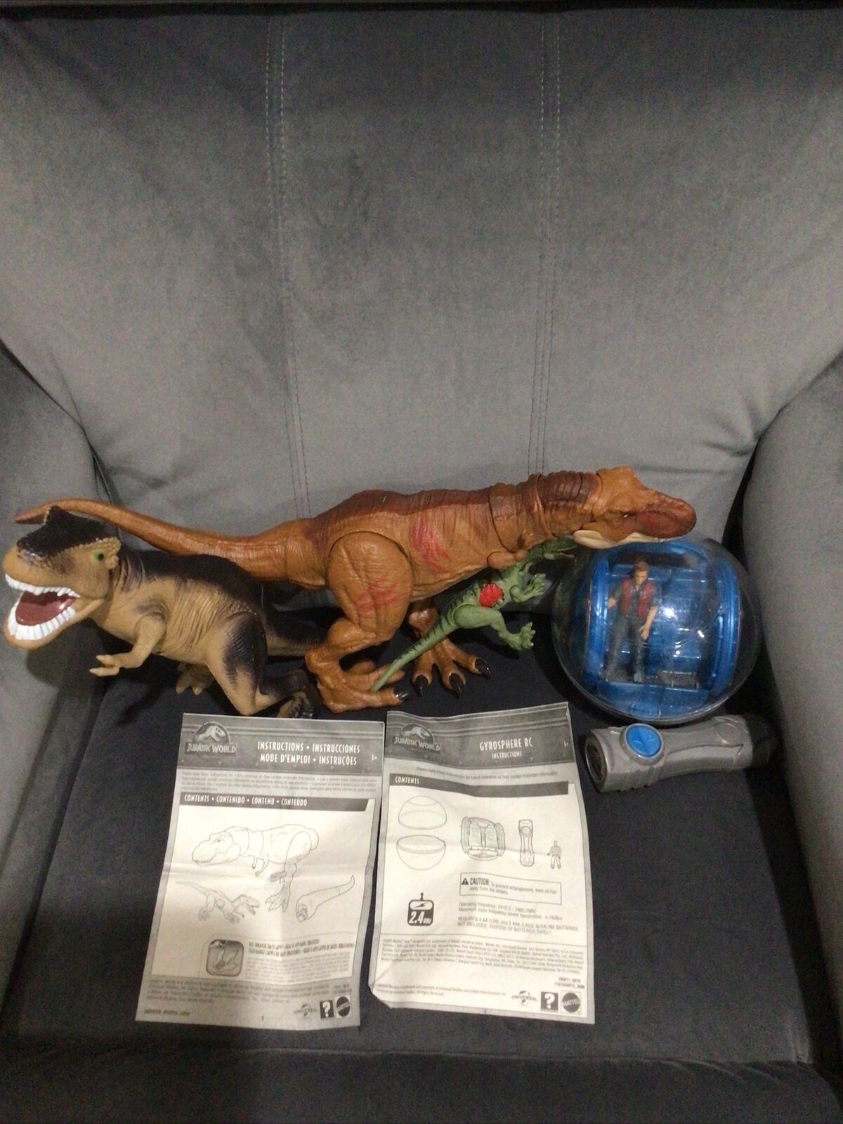 LOT OF JURASSIC WORLD TOYS GYROSPHERE RC INDOMINUS REX DINOSAUR BATTLE