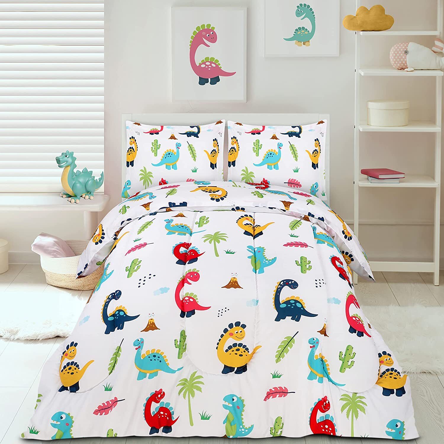 Dino Comforter Set with Pillow Cases - Twin/Twin XL