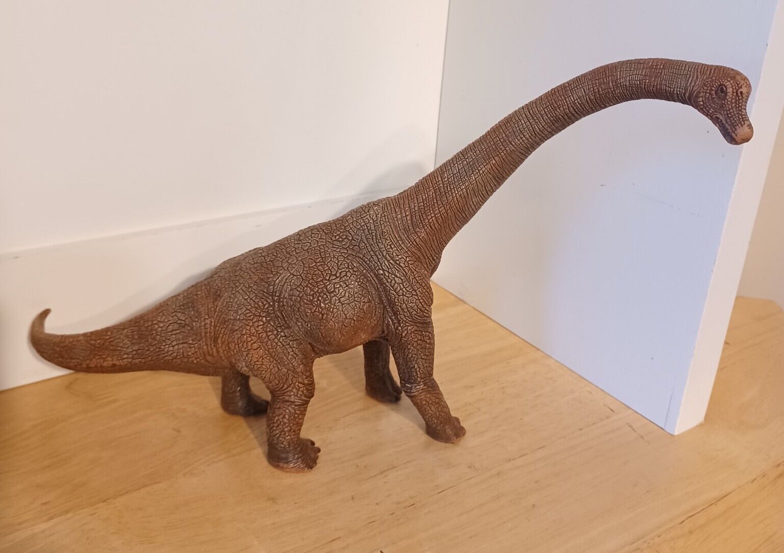 Schleich 2011 Brachiosaurus D-73527 Dinosaur Figure Brown Orange