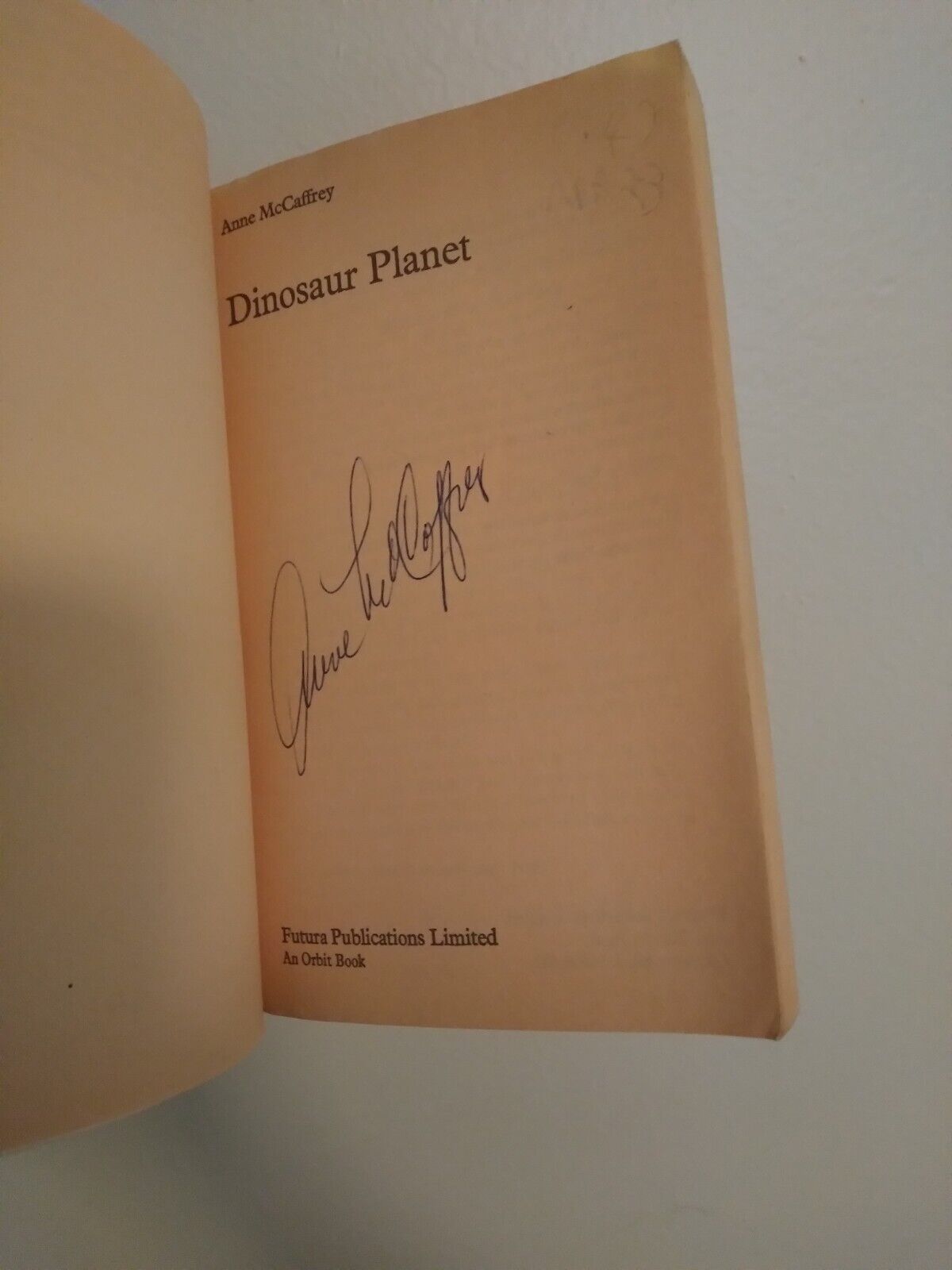 Signed UK 1st Edition Dinosaur Planet Paperback