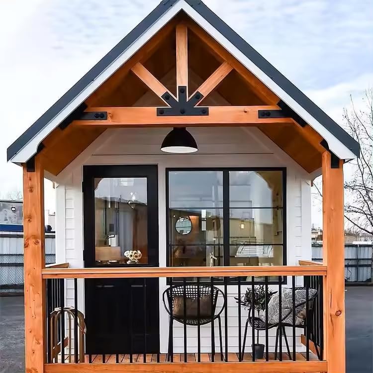 Luxury Modern Tiny House on Wheels - Green Modular