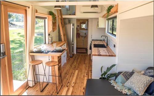 Luxury Modern Tiny House on Wheels - Green Modular