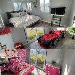 40FT Portable Tiny Home with 3 Bedrooms