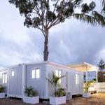 20ft Prefab Tiny Home with 2 Beds & More