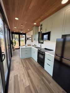 40FT Tiny Container Home Retreat