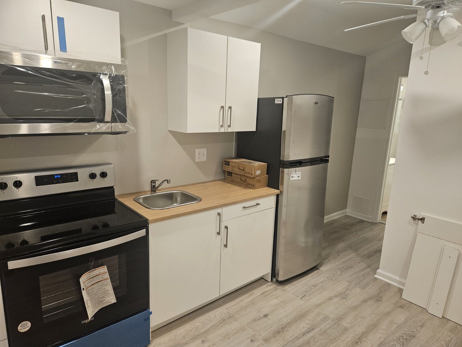 Customized Prefabricated Tiny Home for Convenient Living