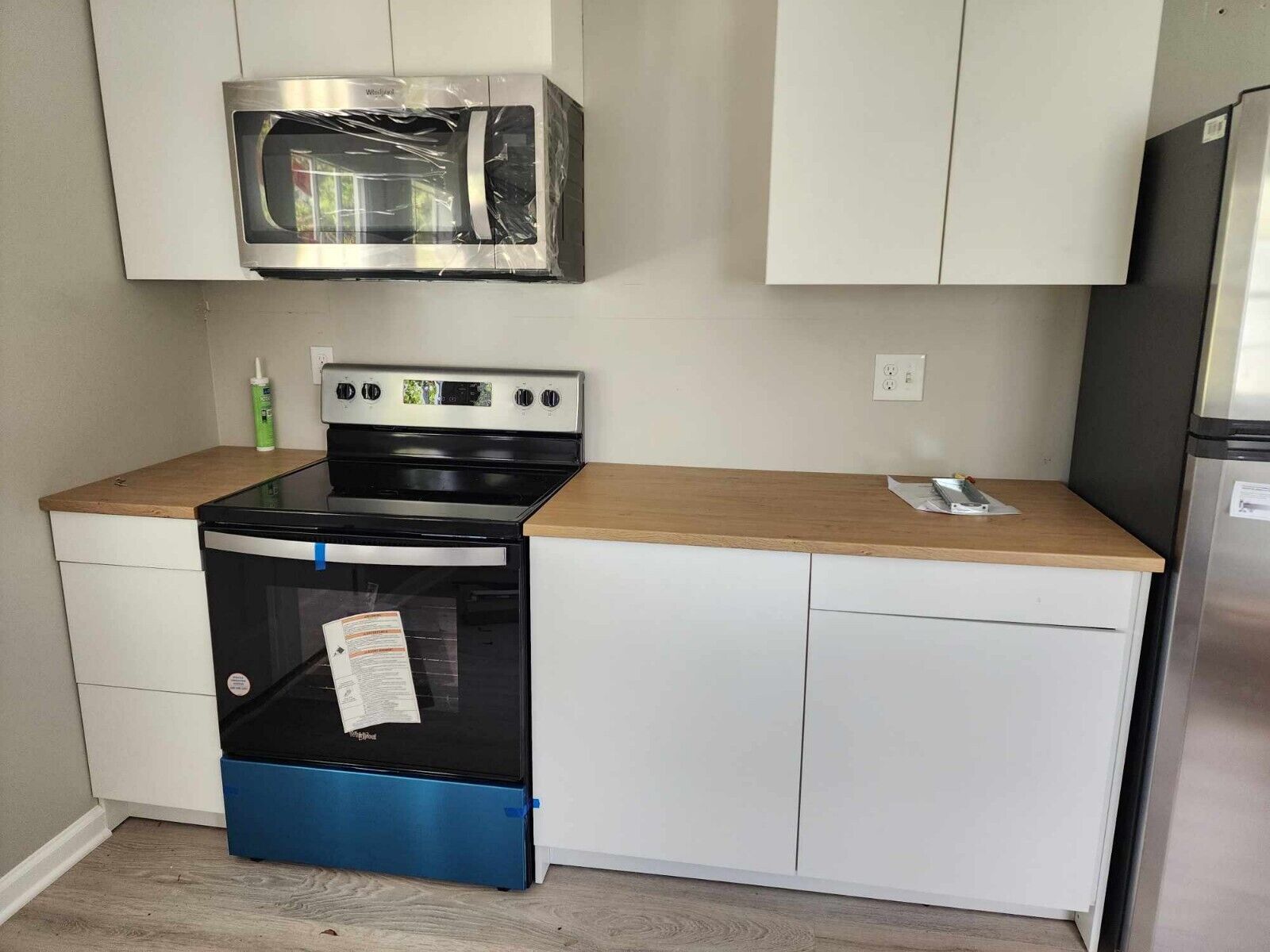 Customized Prefabricated Tiny Home for Convenient Living