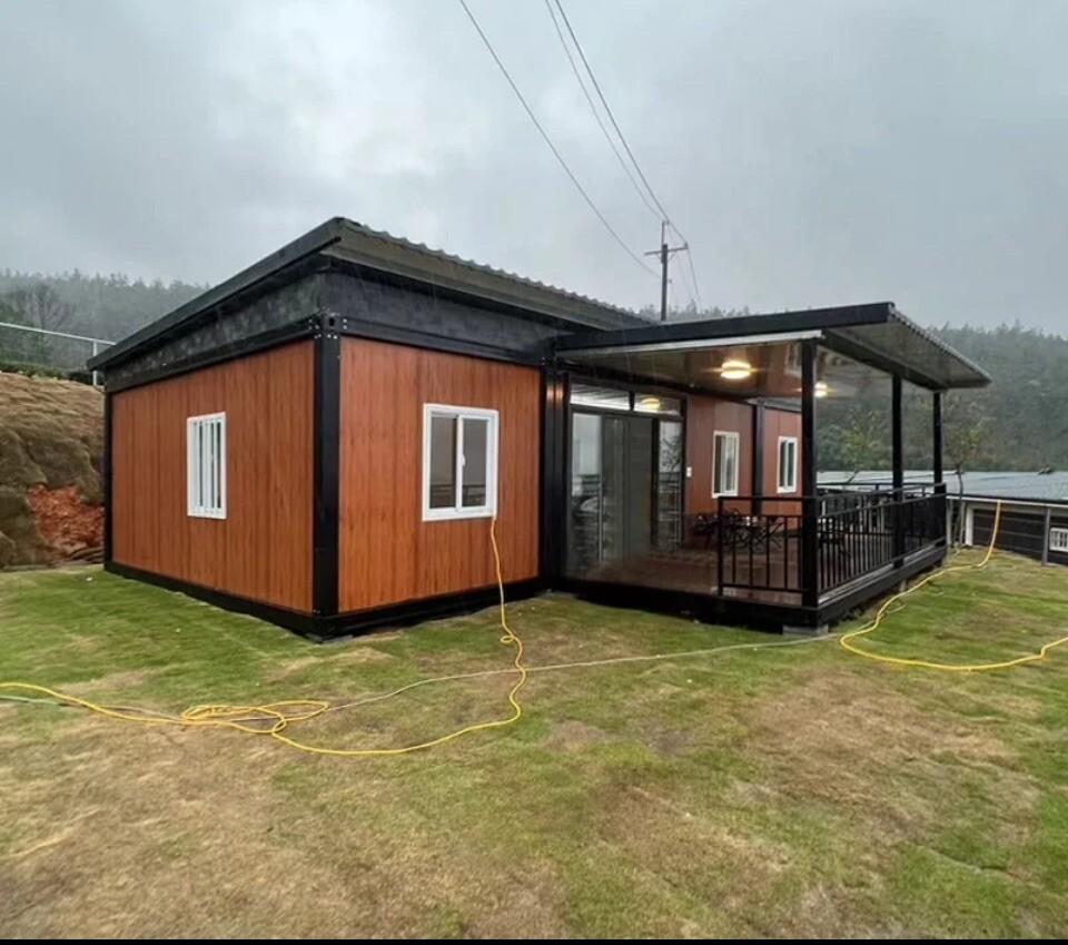 13X20ft Expandable Prefab Tiny Home with Bathroom