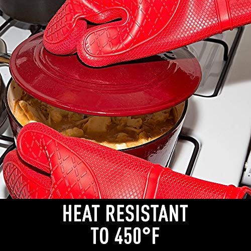 Elbee Home Heat-Resistant Oven Mitts with Bonus Pot Holder