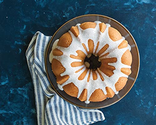6-Cup Navy Nordic Ware Bundt Pan