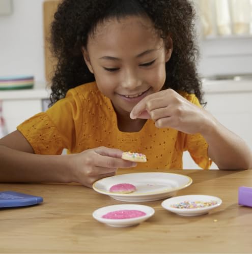 Easier Bake Ultimate Oven with 3 Mixes