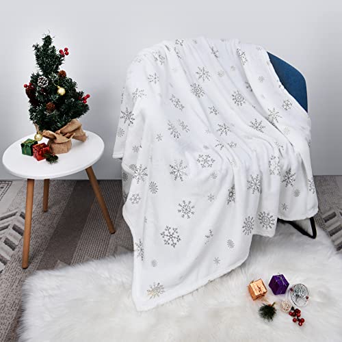 Merry Christmas Snowflake Throw Blanket, White Winter Carpet