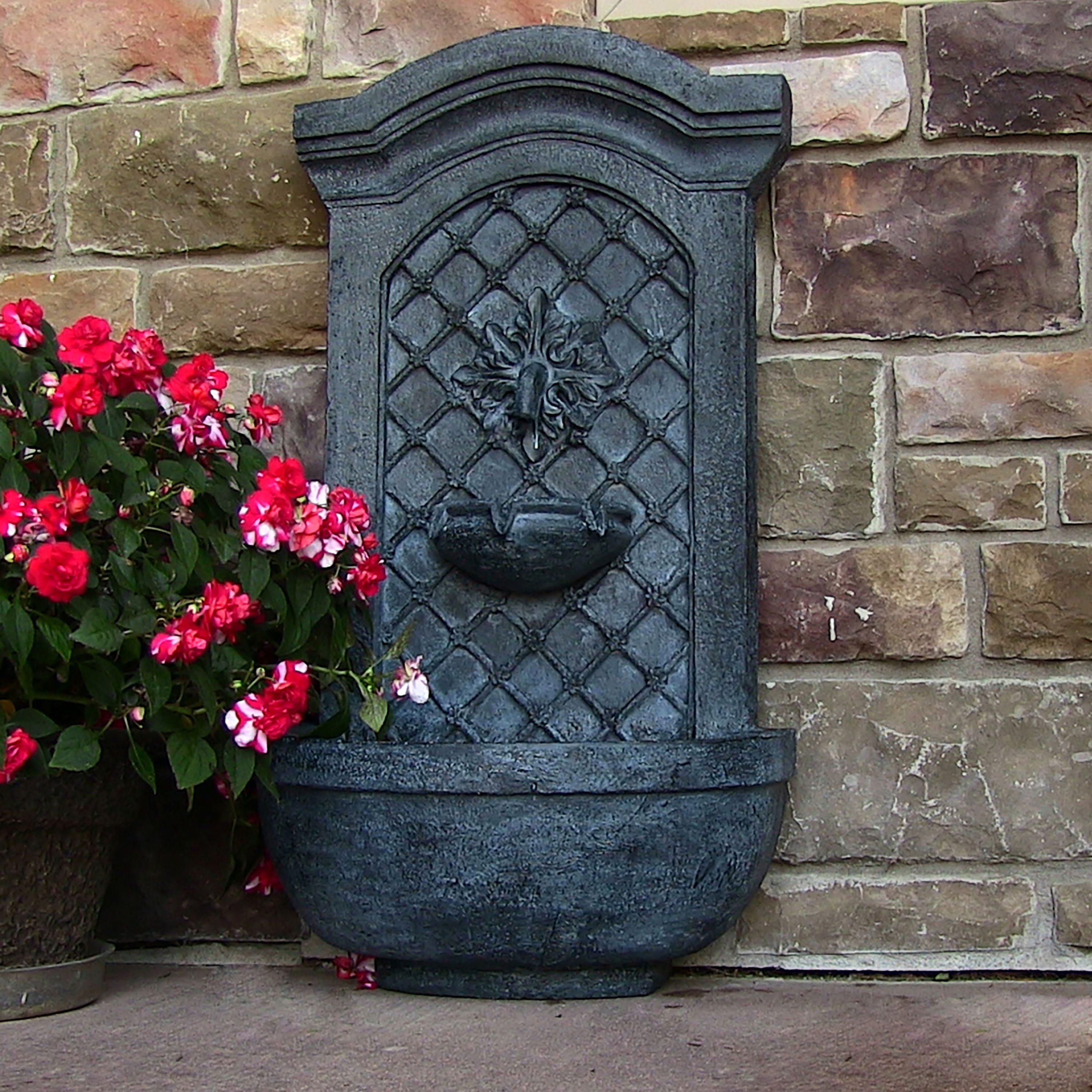 Sunnydaze Polystone Rosette Leaf Outdoor Wall-Mount Water Fountain
