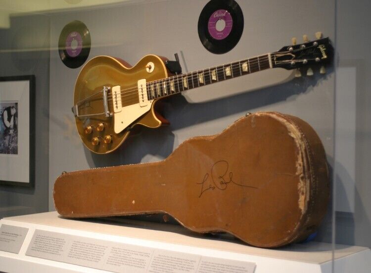 1952 Gibson Les Paul with Autograph, Gold Top Finish