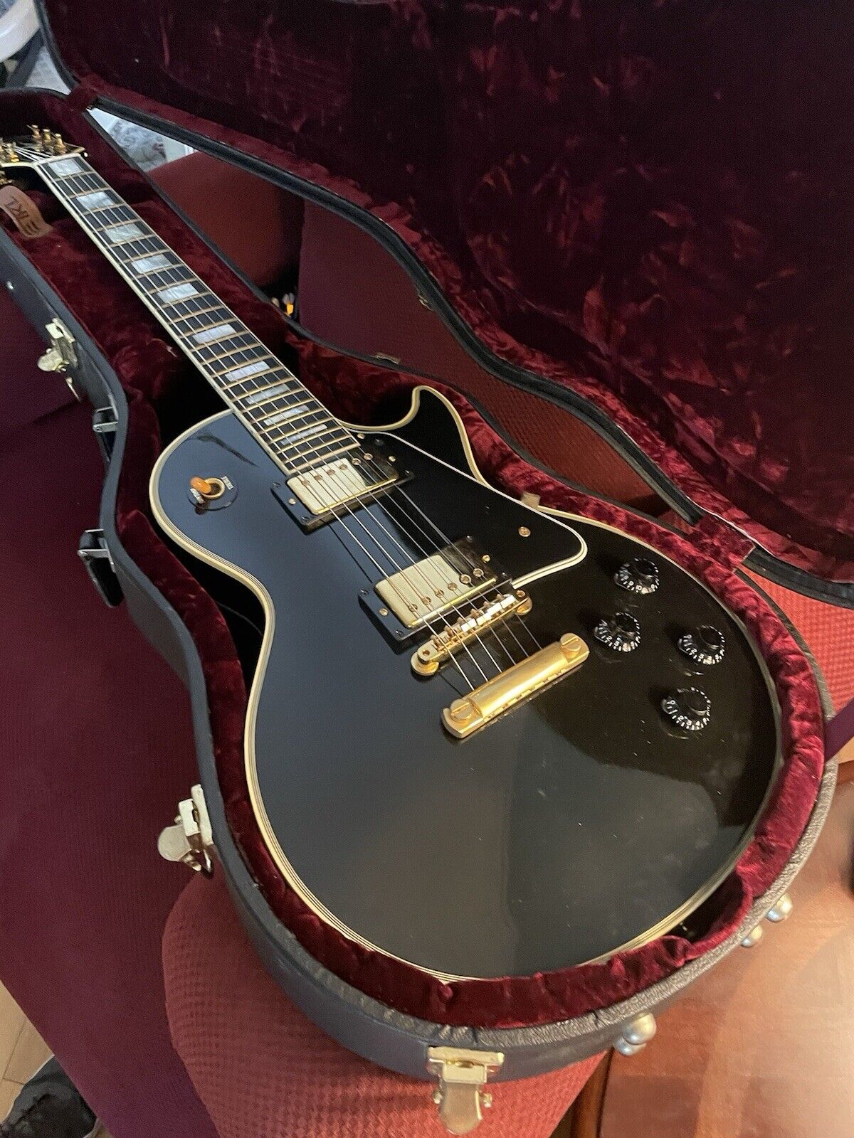 1957 Gibson Les Paul Classic Reissue Guitar