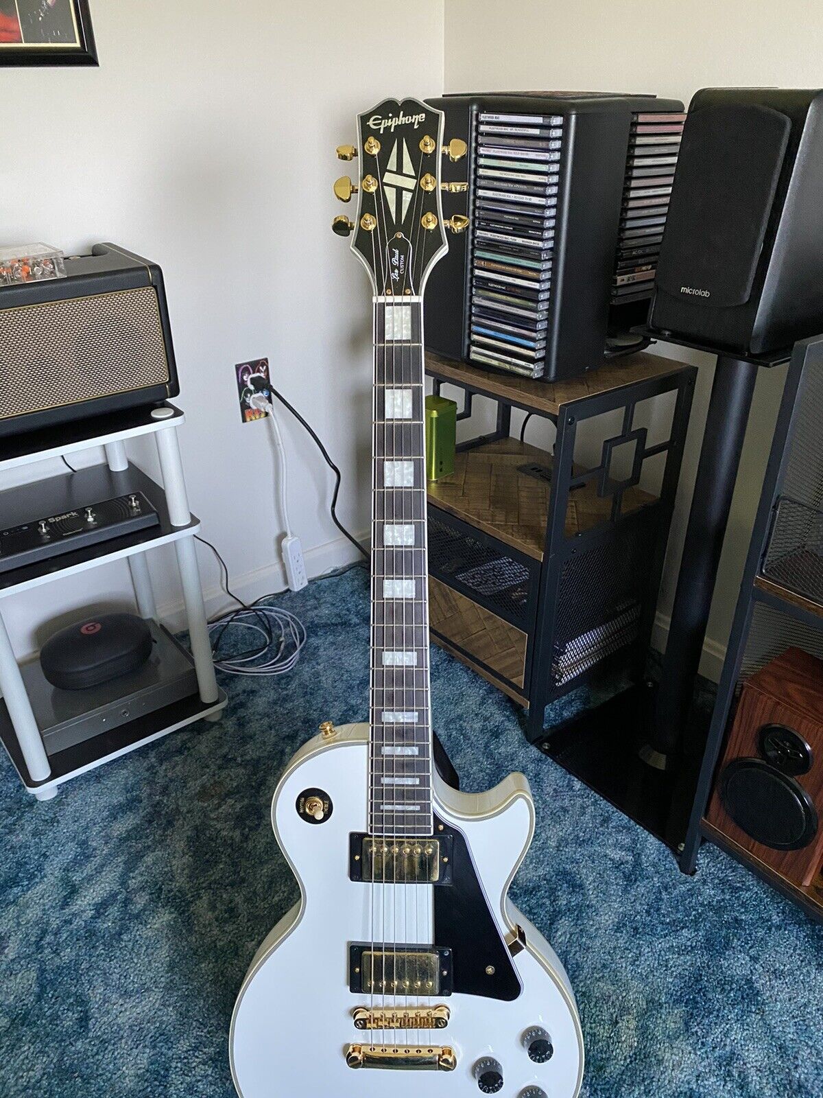 Epiphone Les Paul Custom Electric Guitar - Alpine White