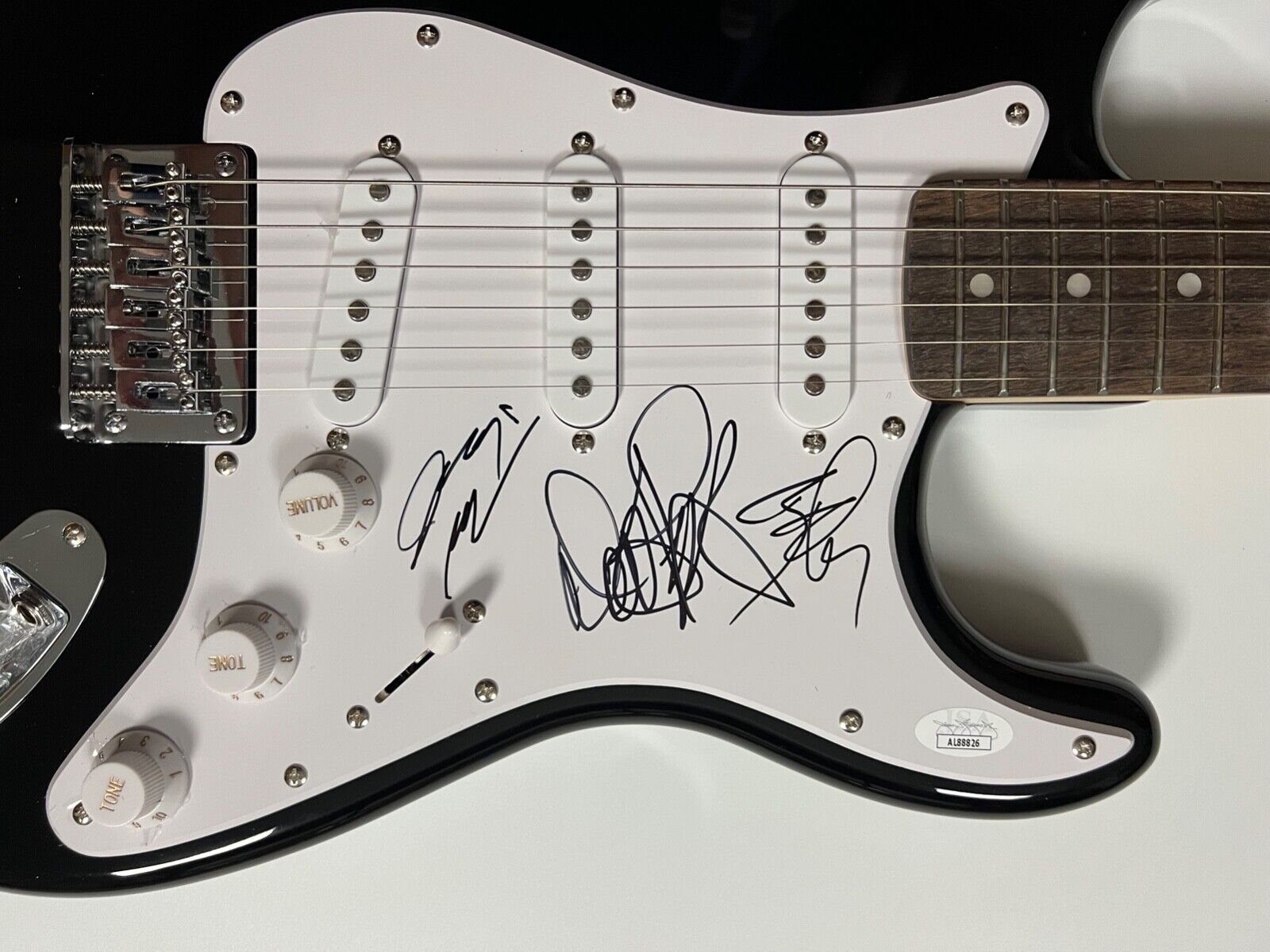 Kings X JSA Autograph Signed Stratocaster Guitar