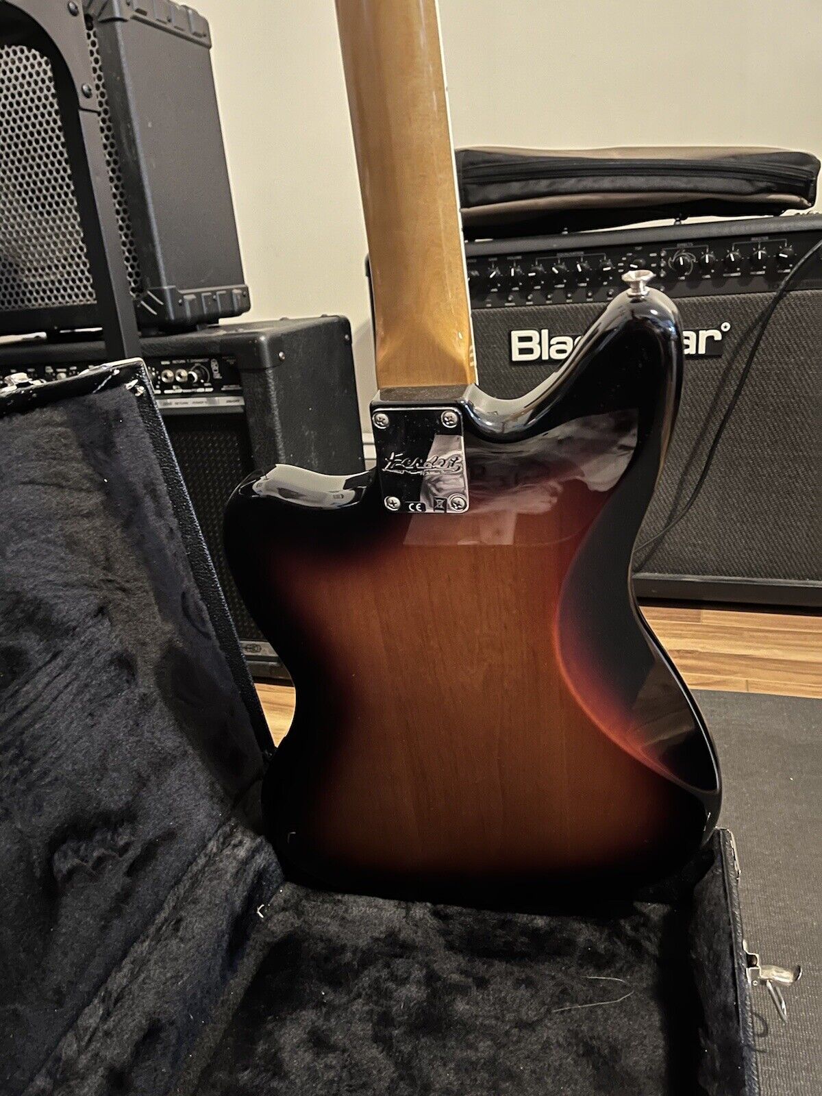 Kurt Cobain Signature Fender Jaguar Guitar