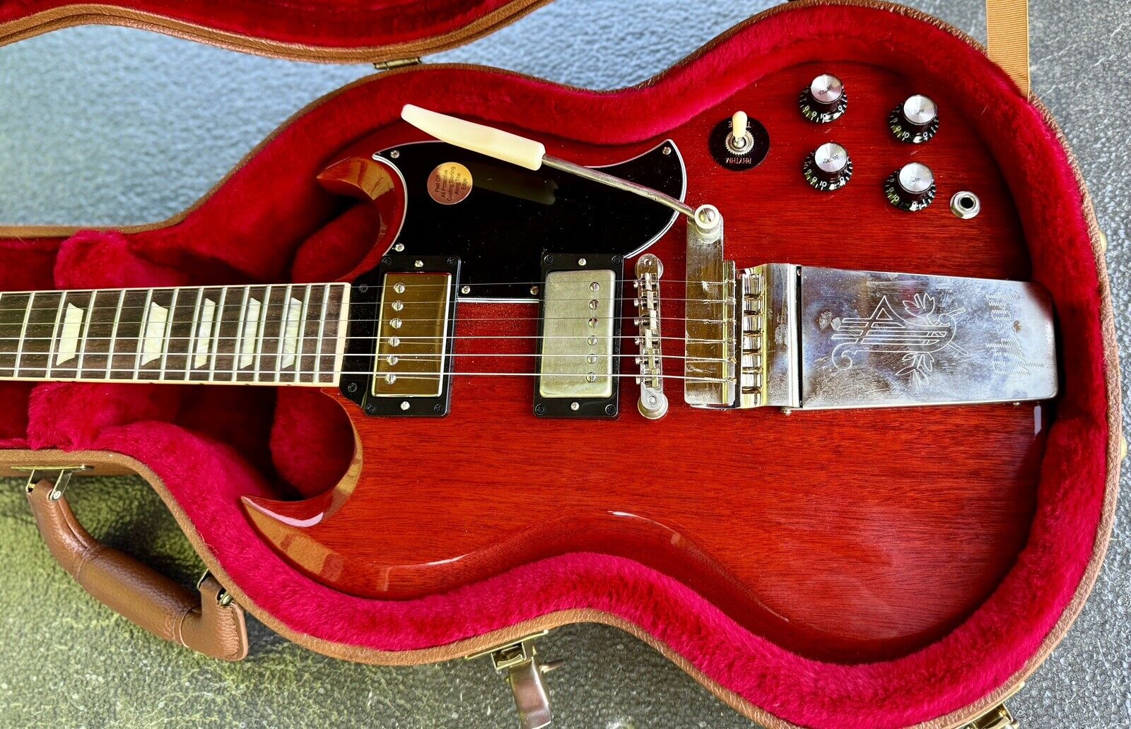 Gibson SG Standard 1961 Maestro Vibrola Cherry USA