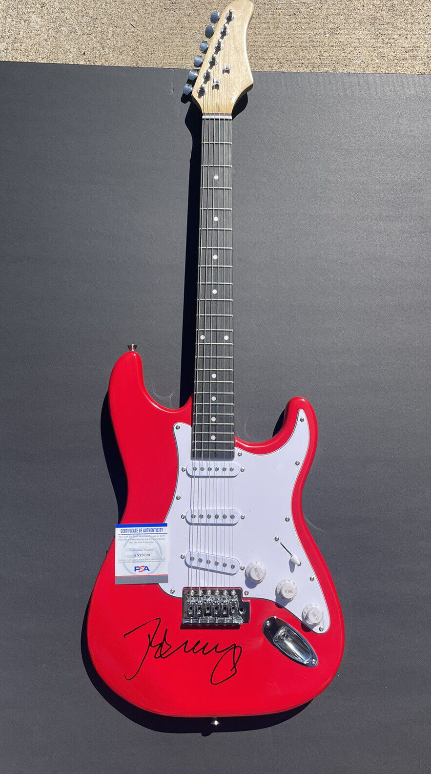 John Mellencamp Signed Pink Houses Electric Guitar PSA DNA