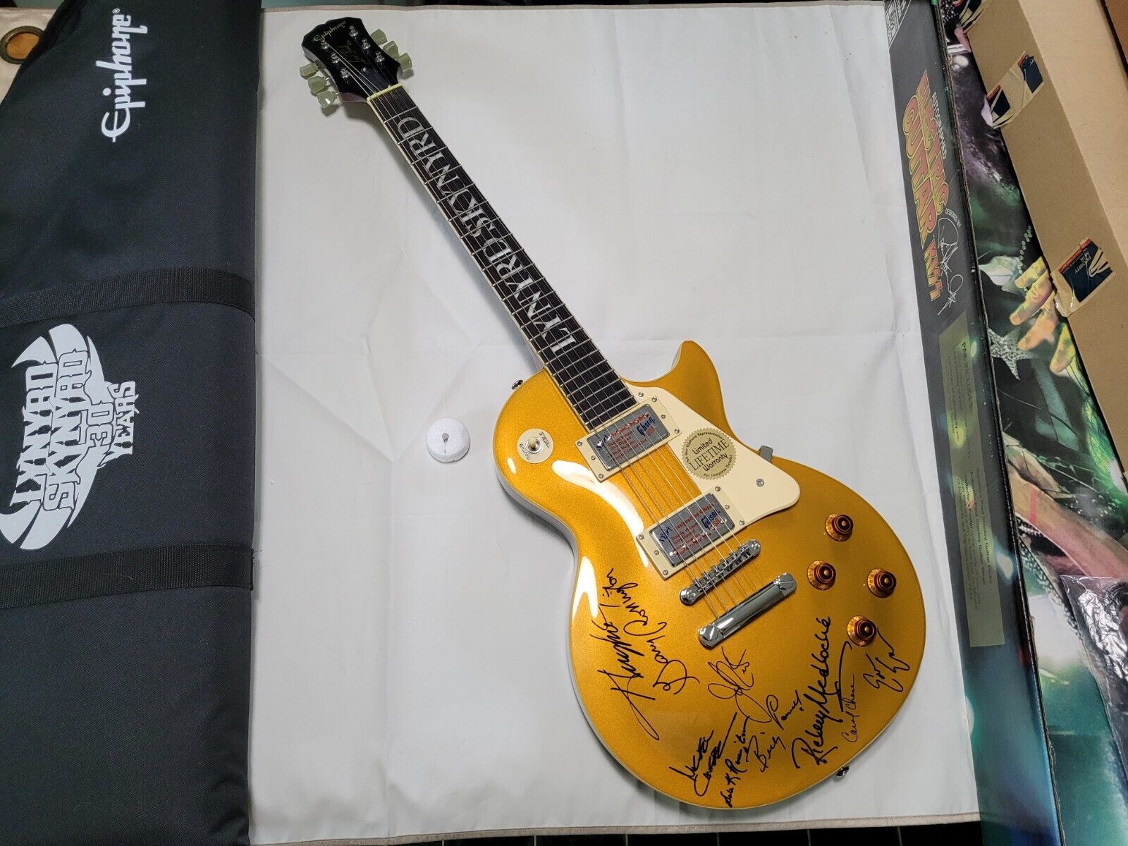 2003 Gibson Les Paul Guitar Signed by Lynyrd Skynyrd