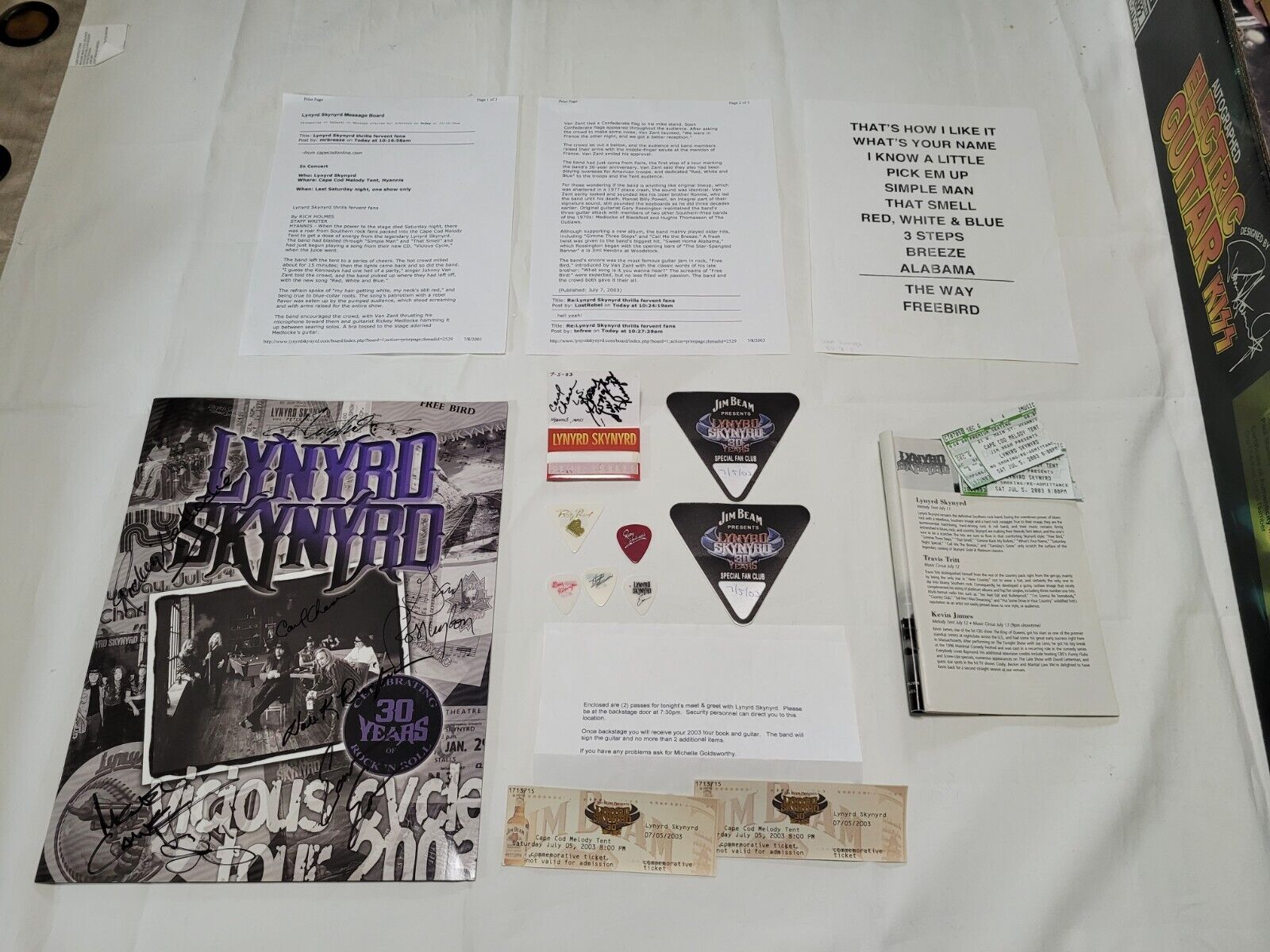 2003 Gibson Les Paul Guitar Signed by Lynyrd Skynyrd