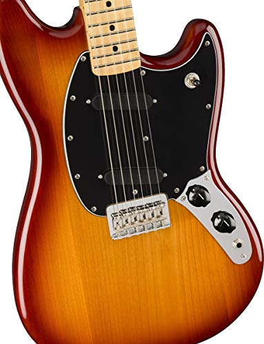 Fender Mustang with Maple Fingerboard - Sienna Sunburst