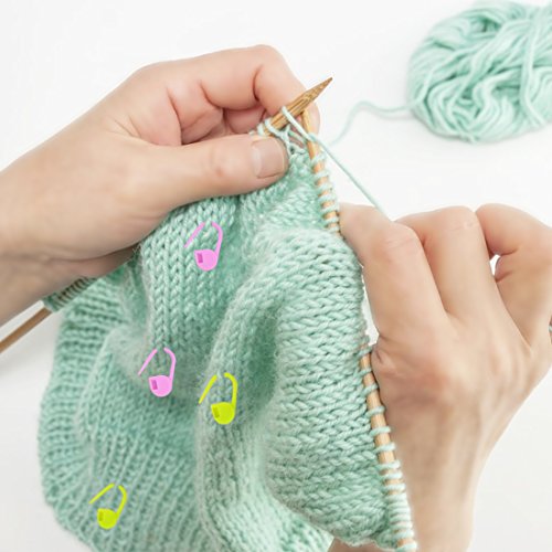 Complete Knitting Tool Set in Convenient Carry Case
