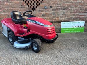 Honda 2620 V Twin 20 HP Ride-On Mower