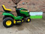 John Deere X125 42-Inch Ride-On Lawn Mower