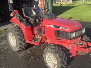 Honda 6522 Compact Tractor for Efficient Mowing