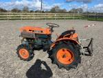 Kubota B7000 4WD Compact Lawn Tractor