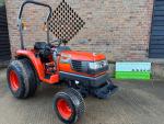 Kubota STA 35 Tractor 35 Hp 4x4 Ride-On
