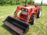 Yanmar YM2220 Compact Tractor with Loader