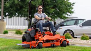 Ariens Zenith 60-Inch Zero Turn Mower