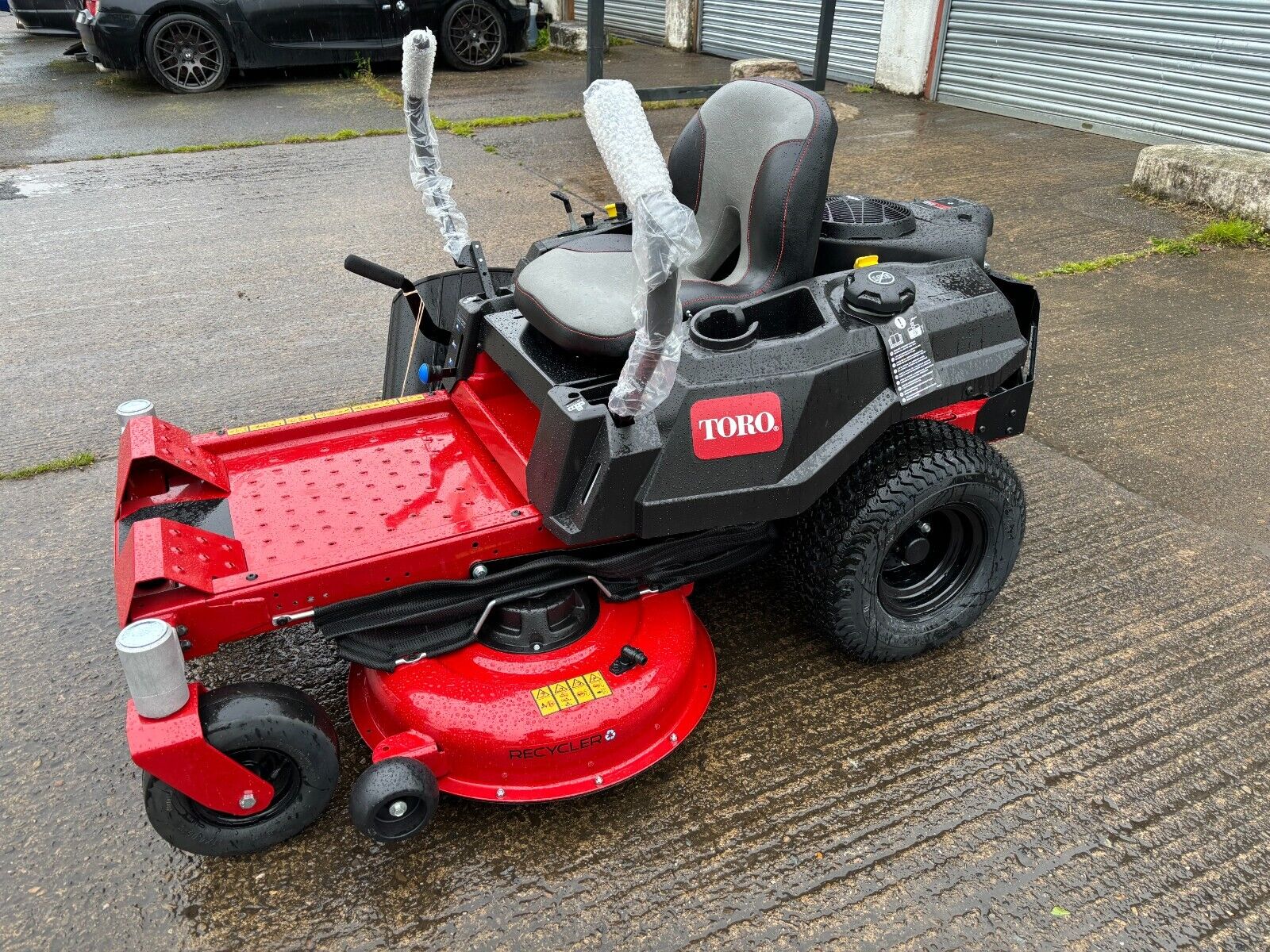 Toro TimeCutter 4200T Zero Turn Ride-On Mower