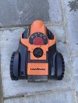 LawnMaster VBRM16 Robotic Mower – No Boundary Wire Needed