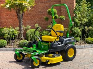 John Deere Z515E Zero Turn Mower 48” Deck