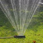 Gardenix Adjustable Oscillating Bar Sprinkler 16 Nozzles